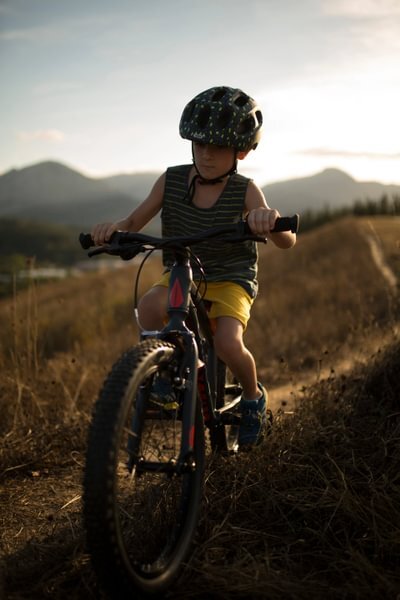 Kinder- Jugendfahrräder